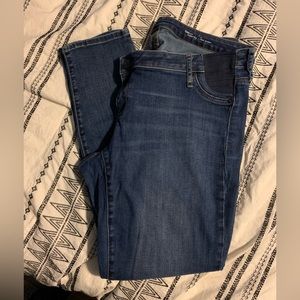 Like new Gap Maternity Jeans